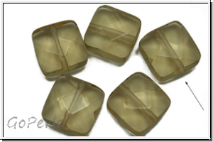 Bhm. Glasperle, Quadrat, facetiert, 10x10x5,4mm, amber, lt., trans., 5 Stk.