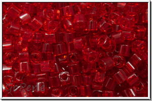 TCS-15-0005c, TOHO Cubes, 1,5mm, ruby, trans., 5g