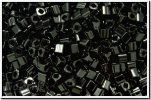 TCS-15-0049, TOHO Cubes, 1,5mm, black, op., 5g