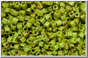 TCS-15-0310Y, TOHO Cubes, 1,5mm, sour apple, op., picasso, 5g