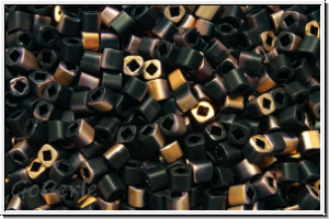 TCS-15-0852Y, TOHO Cubes, 1,5mm, black, op., half capri gold, 5g