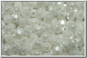 Bhm. Glasschliffperle, PRECIOSA, feuerpol., 4mm, white, alabaster, white iris. sfinx, 50 Stk.