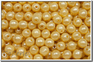 bhm. Glasperle, rund, 4mm, cream, op., luster, 50 Stk.