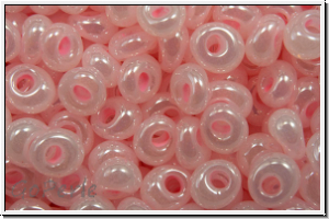 TM-03-0145, TOHO Magatamas, 3mm, pink, innocent, ceylon, 10g