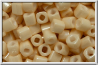 TC-03-0123, TOHO Cubes, 3mm, cream, op., luster, 10g